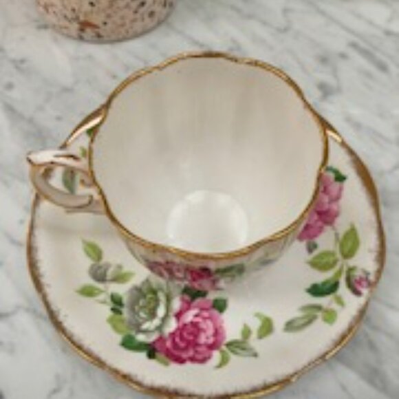 Vintage Royal Albert Footed Tea Cup - Picture 2 of 3